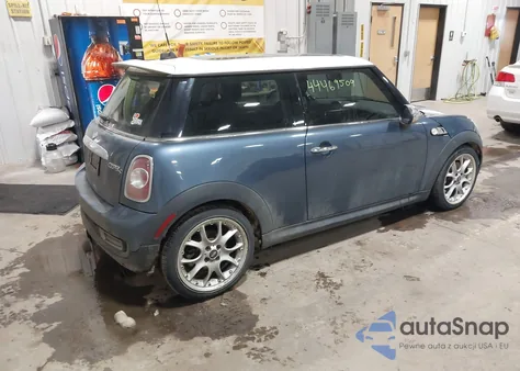 2011 Mini Cooper S z USA, uszkodzony, nr VIN WMWSV3C52BTY11364